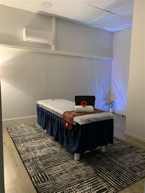 cairns gay massage|Cairns Gay Cruise Lounge in Cairns, QLD, Cinema